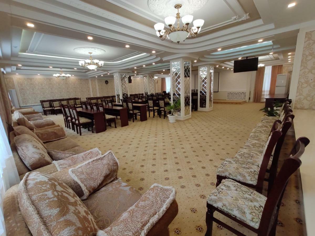 Asia Hotel Fergana Exterior photo